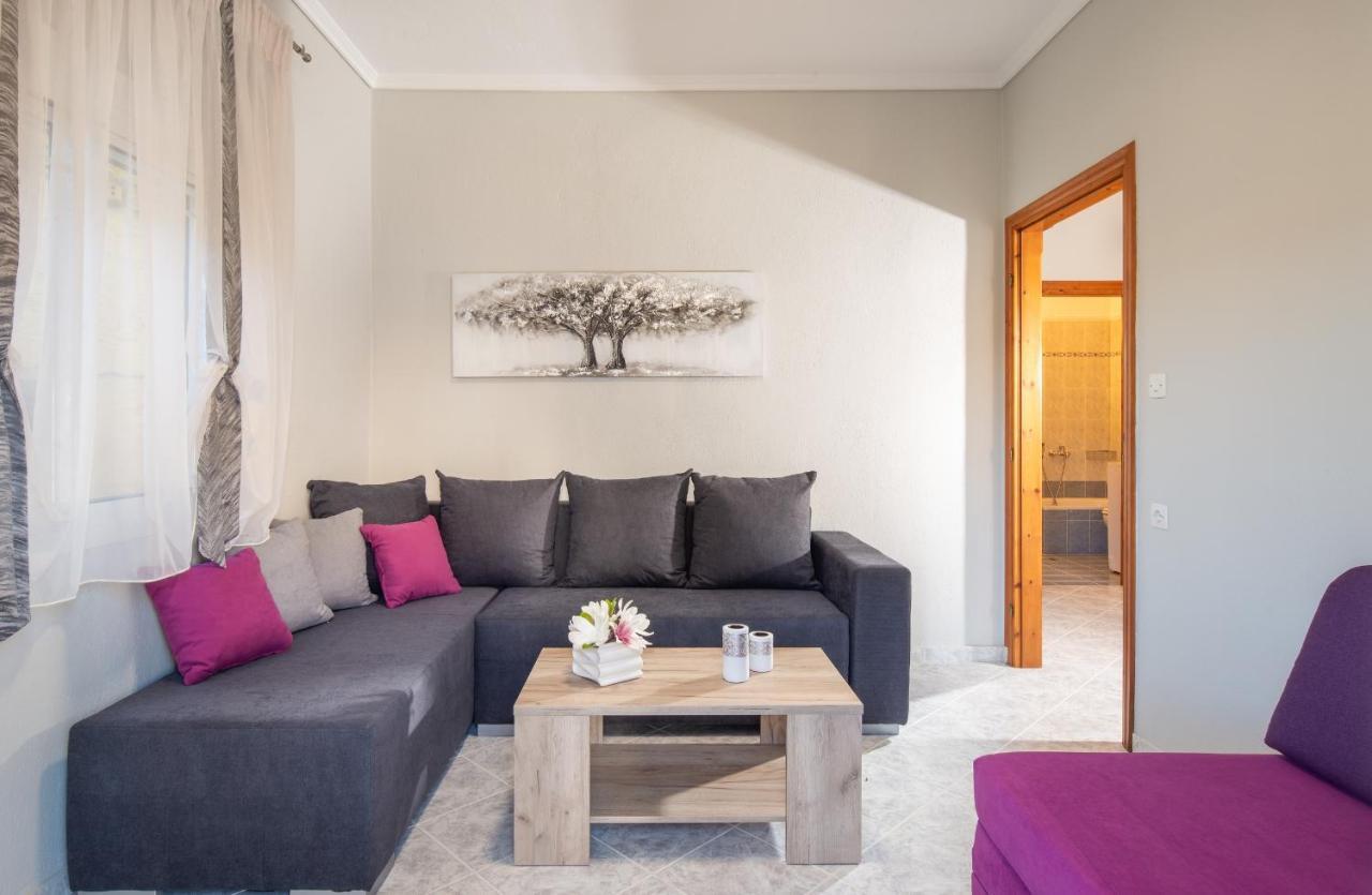 דירות סיקיה Family House Nikos 2 מראה חיצוני תמונה